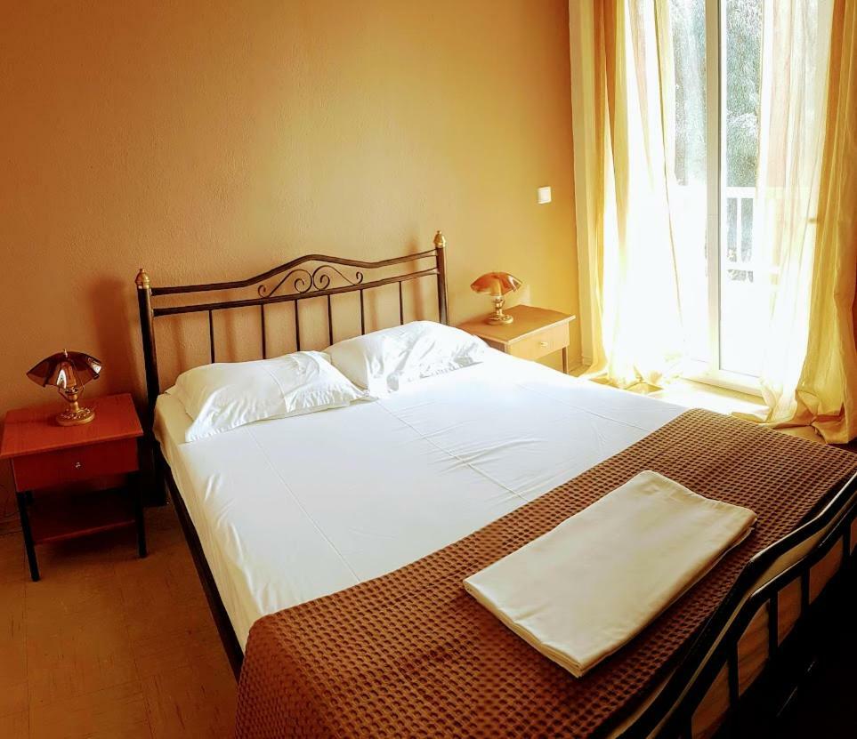 Haus Elena Aparthotel Kavala Exteriör bild