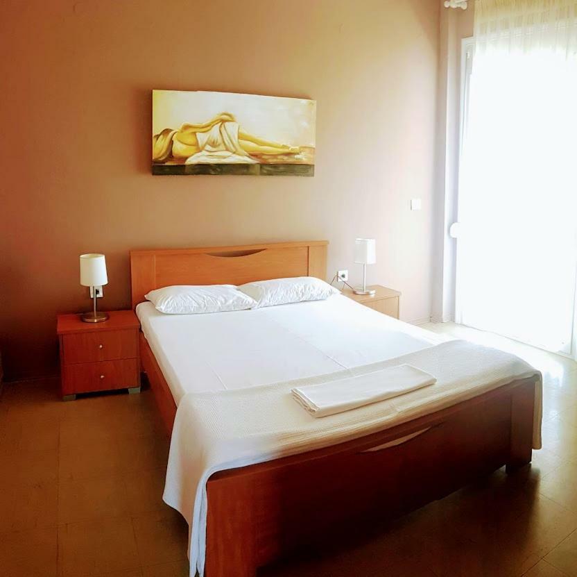 Haus Elena Aparthotel Kavala Exteriör bild